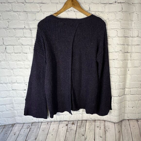 American Eagle Sweater Womens Medium Purple Ribbed Bell Sleeves Open Back - Picture 4 of 9